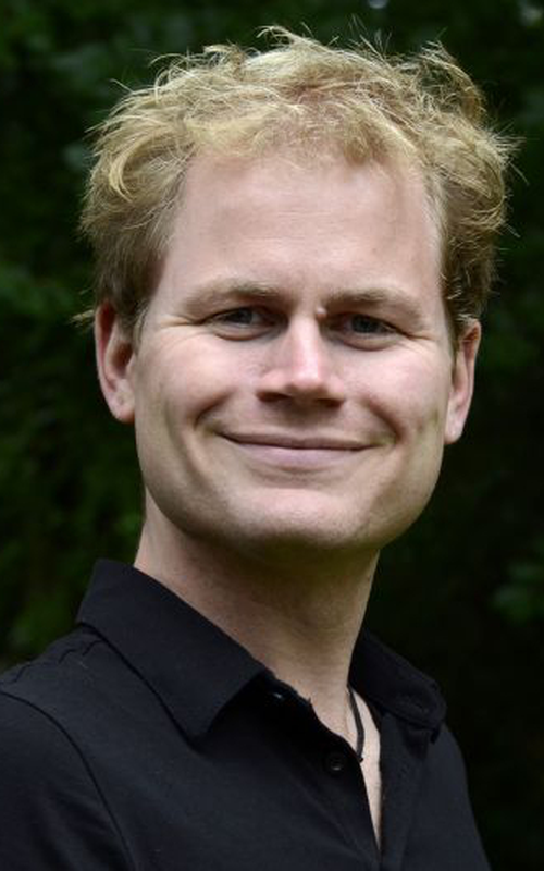 Tobias Busche