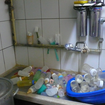 Flaschen für eine Mahlzeit - oben Wasserfilter