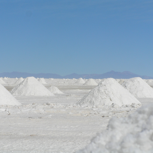 Salzgewinnung am Salar de Uyuni