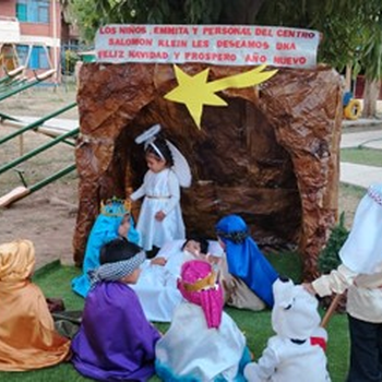 Kinderkrippenspiel in Salomón Klein