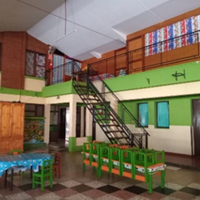 Vier Erzieherinnen in Salomon Klein